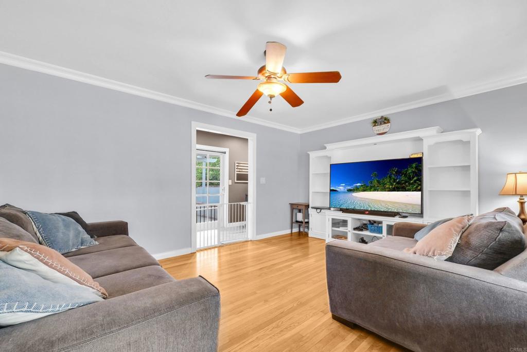 248 E BENWOOD Street