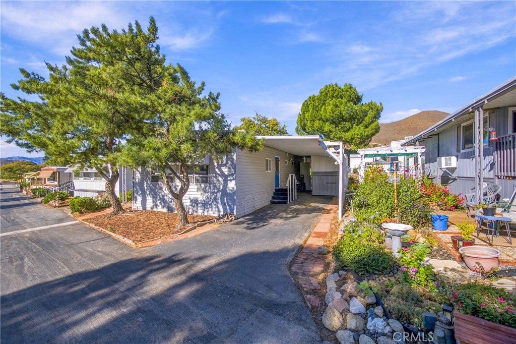 2451 Soledad Canyon Road Spc. #8 8