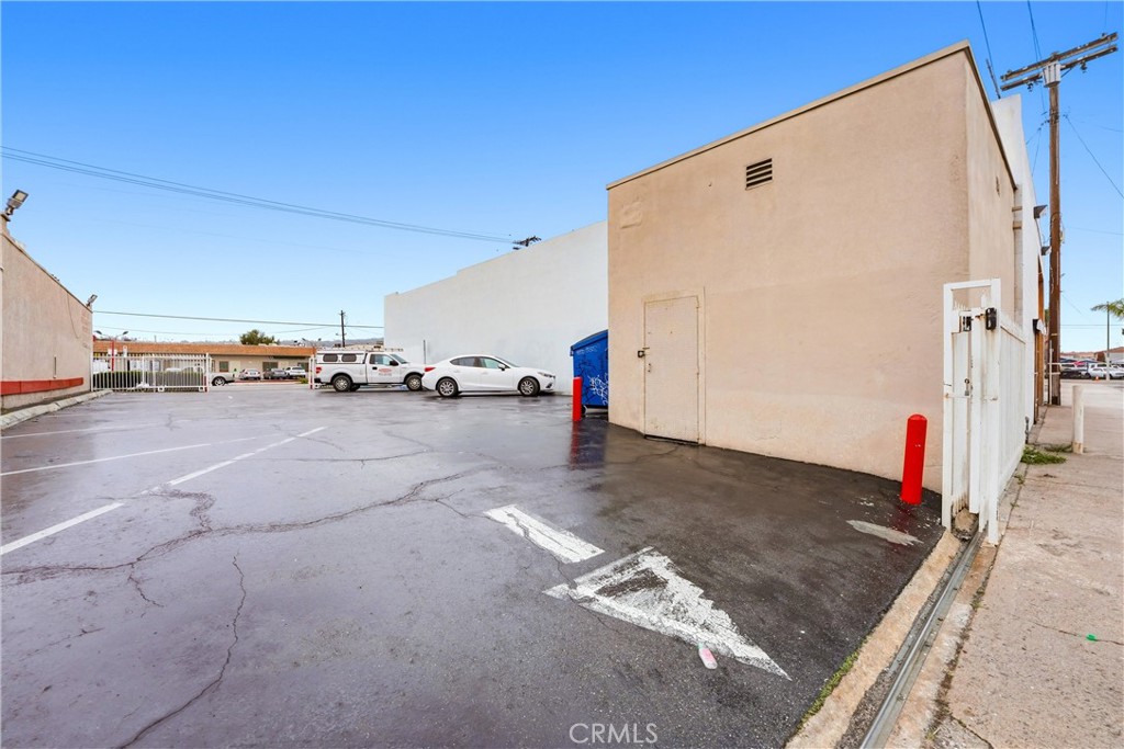 486 W 20th Avenue