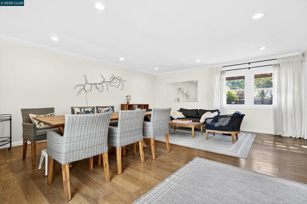 SHERWOOD FOREST - Residential