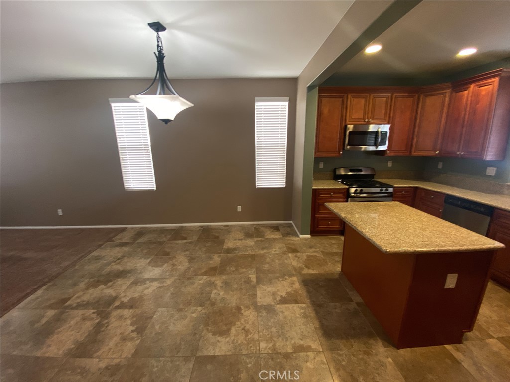 31925 Red Pine Way 77