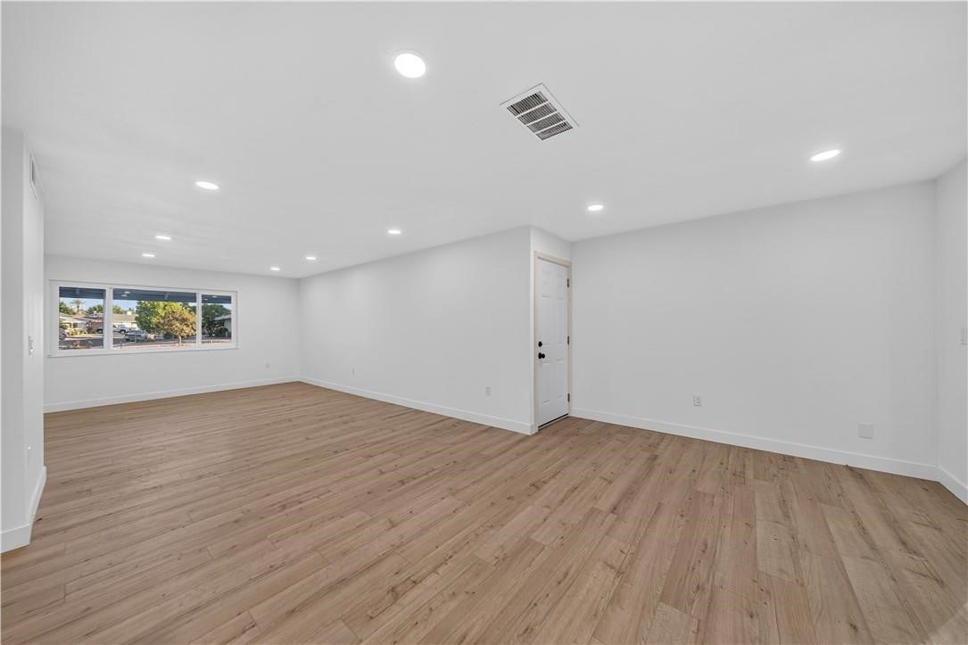 26790 Oakmont Drive