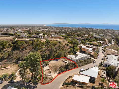 Photo of 1140 Las Lomas Avenue, Pacific Palisades, CA 90272 (MLS # 26102877)