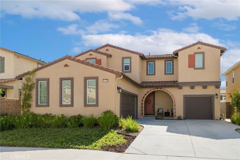 Photo of 34109 Kensington Street, Murrieta, CA 92563 (MLS # SW26120083)
