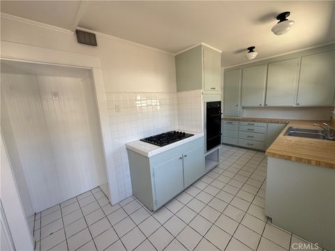 Tiny photo for 815 South Juanita Ave, Redondo Beach, CA 90277 (MLS # SB25239144)