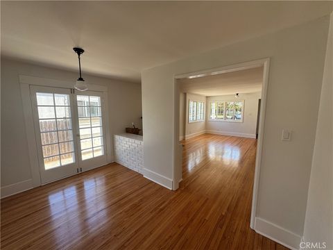 Tiny photo for 815 South Juanita Ave, Redondo Beach, CA 90277 (MLS # SB25239144)