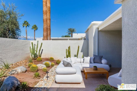 Tiny photo for 1838 Via Isla, Palm Springs, CA 92264 (MLS # 26104804PS)