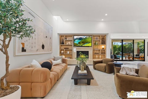 Tiny photo for 1838 Via Isla, Palm Springs, CA 92264 (MLS # 26104804PS)