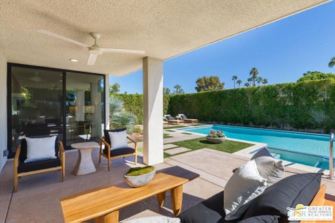 Tiny photo for 1838 Via Isla, Palm Springs, CA 92264 (MLS # 26104804PS)