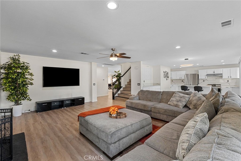1143 Belridge Place
