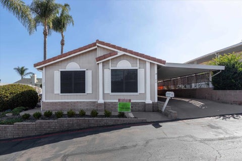 Photo of 1333 Olive Ave AVE #20, Vista, CA 92083 (MLS # NDP2609197)