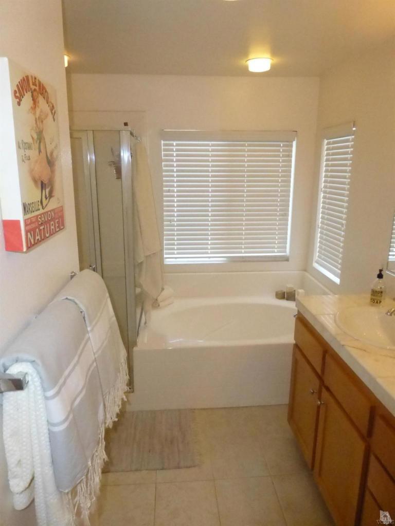 Shell Harbor - 5511 - Residential