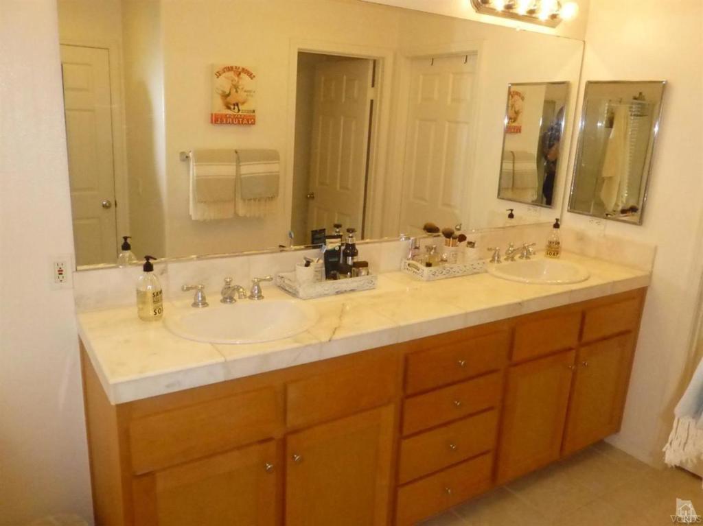 Shell Harbor - 5511 - Residential