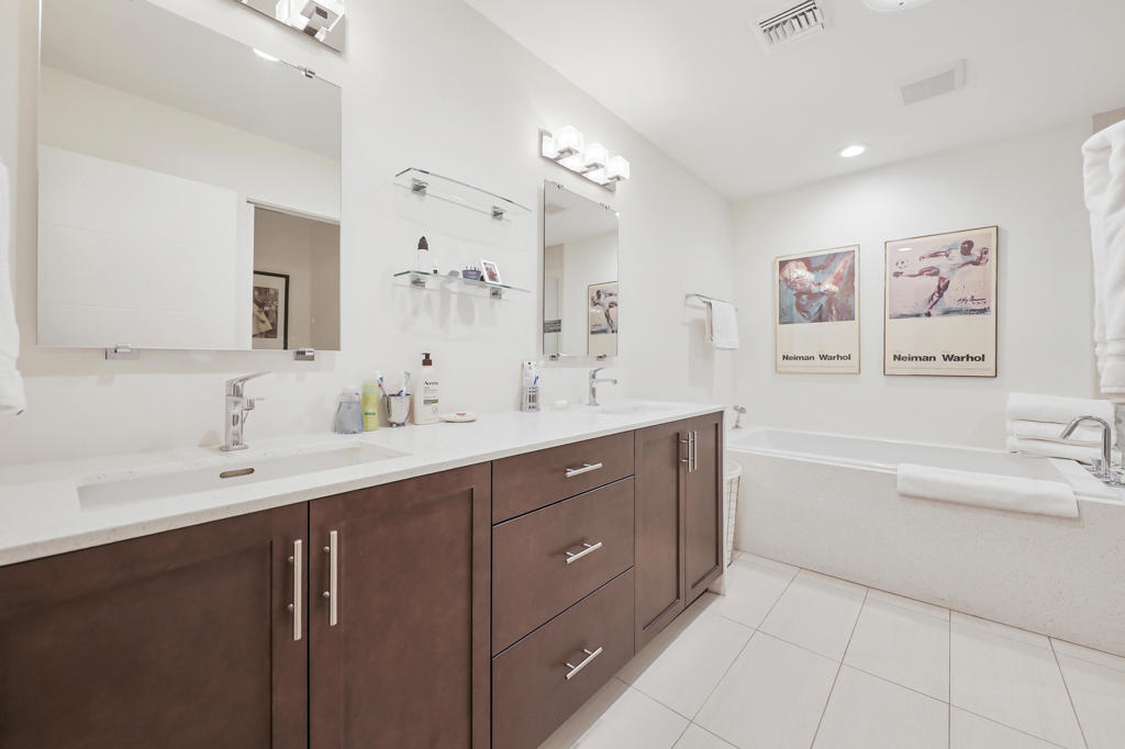 Palm Valley CC - Residential