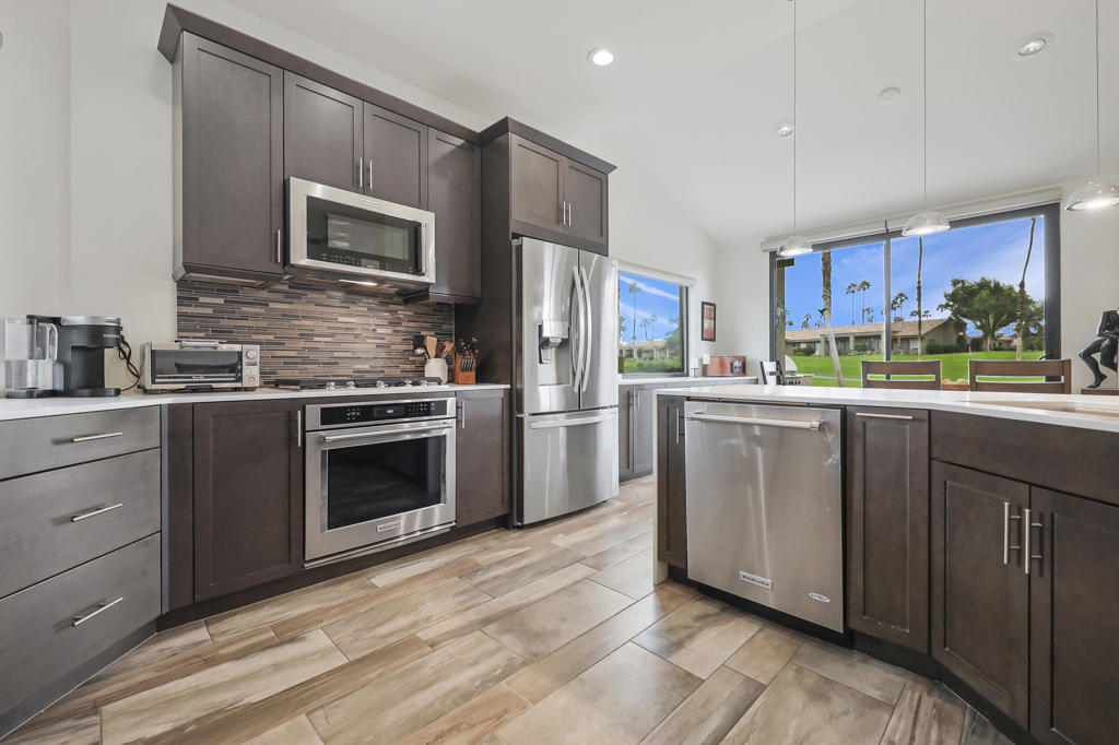 Palm Valley CC - Residential