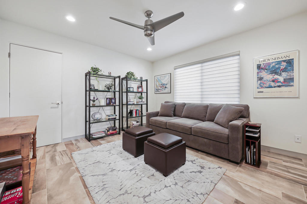 Palm Valley CC - Residential