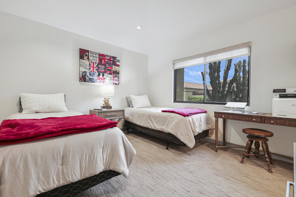 Palm Valley CC - Residential