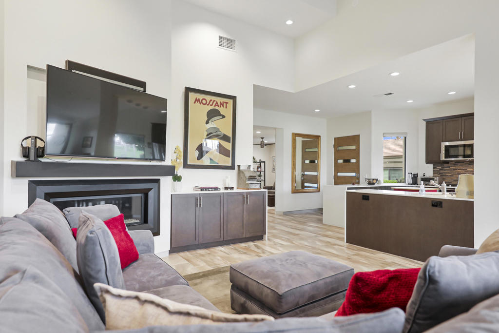 Palm Valley CC - Residential