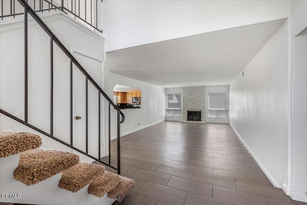 Photo of 3530 Isle Way, Oxnard, CA 93035 (MLS # V1-35841)