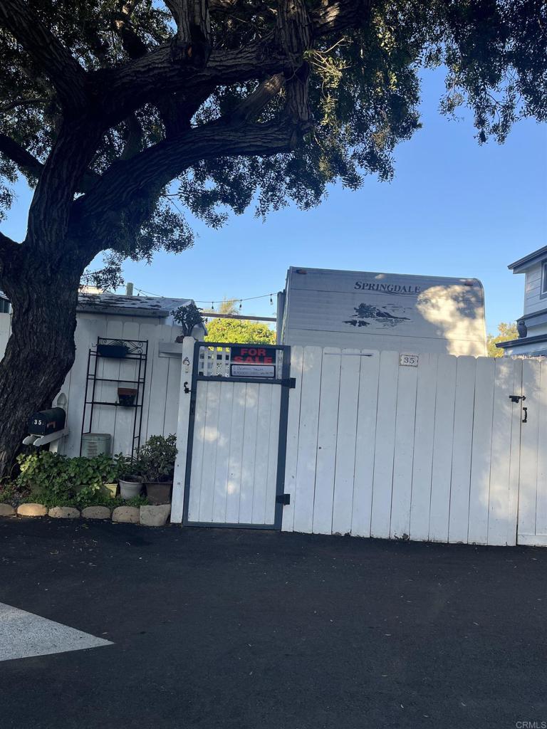 523 N Vulcan Avenue 35