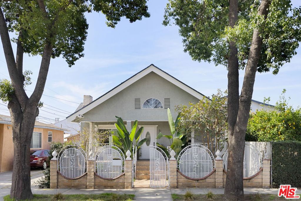 5609 Everett Avenue