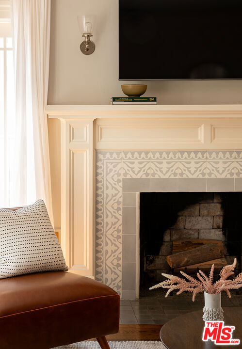 101 N Arden Boulevard