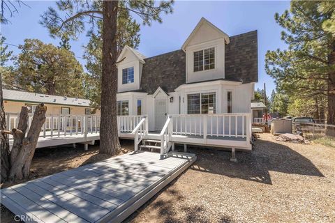 Photo of 809 C LN, Big Bear City, CA 92314 (MLS # IG26106700)