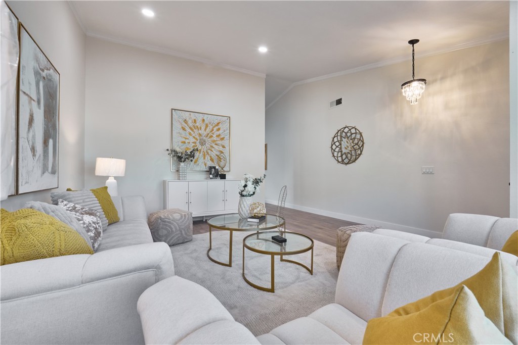 21284 Lycoming Street