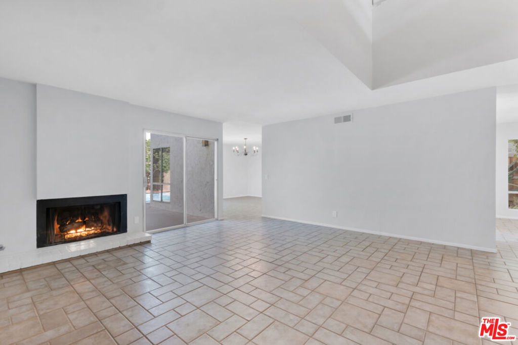 Racquet Club Villas (317) - Residential