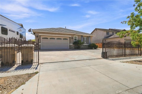 Photo of 13817 Coolidge WAY, Hesperia, CA 92344 (MLS # DW26191059)