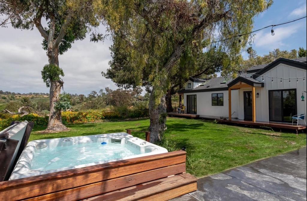 Leucadia - Residential Lease
