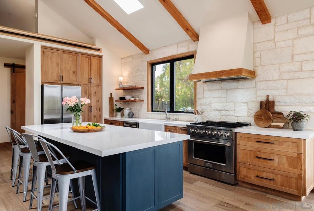 Large Leucadia ADU completed in 2023. Unfurnished 12 month lease (6th month negotiable) $7,500/month (semi furnished negotiable) Rent includes, SDGE, water, landscape, EDCO waste pickup 3 bedroom with 2 en-suite bathrooms plus 1 half bath, off pool area plus outdoor shower, fireplace, two parking spaces, A/C, washer & dryer Beautiful canyon views on .5 acre lot Private entrance Shared outdoor space includes: Pool & hot tub Outdoor dining areas & fire pit Dogs allowed Minutes away from beach, downtown Encinitas, Leucadia, Fox Farms and YMCA. Availavable starting November 1 Earlier move in date negotiable