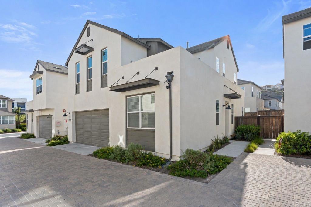 1775 Whitmore Loop