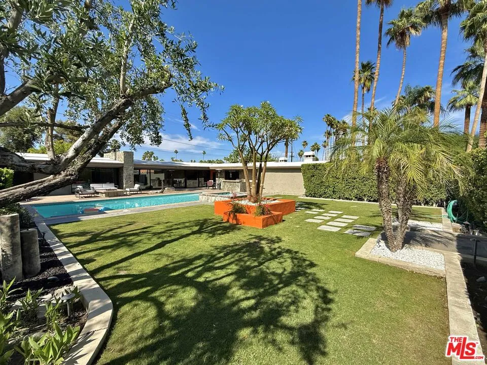Palm Springs, California 92264, United States, 3 Bedrooms Bedrooms, ,3 BathroomsBathrooms,Residential,Active,141295