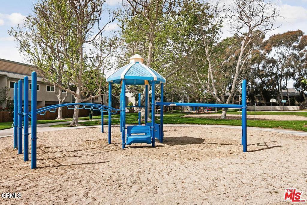 Surfside IIIB - 245902 - Residential Lease