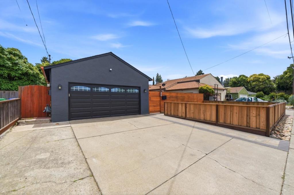 330 Falgren Avenue