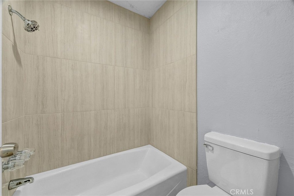 2207 Apricot, Irvine CA 92618 - Photo 23