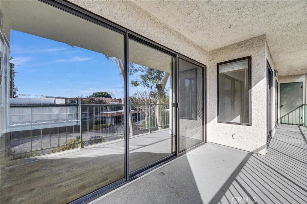 2207 Apricot, Irvine CA 92618 - Photo 24