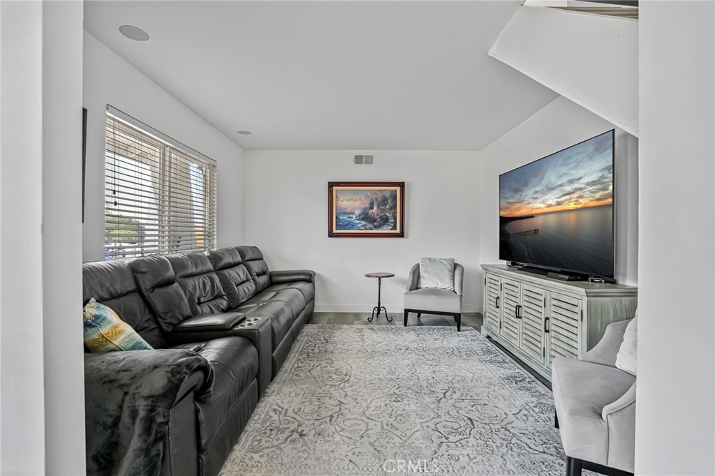 1324 Darwin Drive
