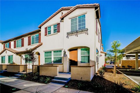 24705 Saber Court Wildomar CA 92595