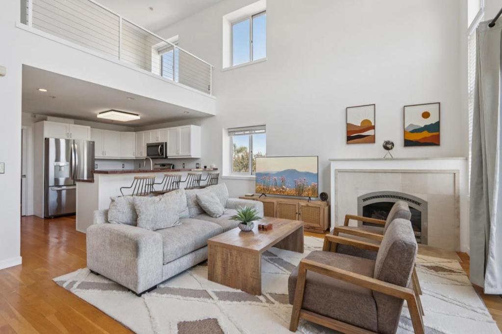 350 N 2nd Street 335