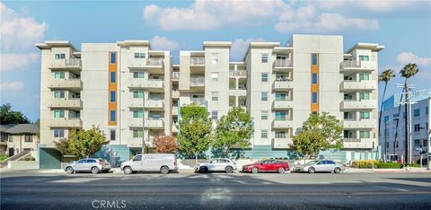 Photo of 436 S Virgil Avenue #403, Los Angeles, CA 90020 (MLS # PW26009686)