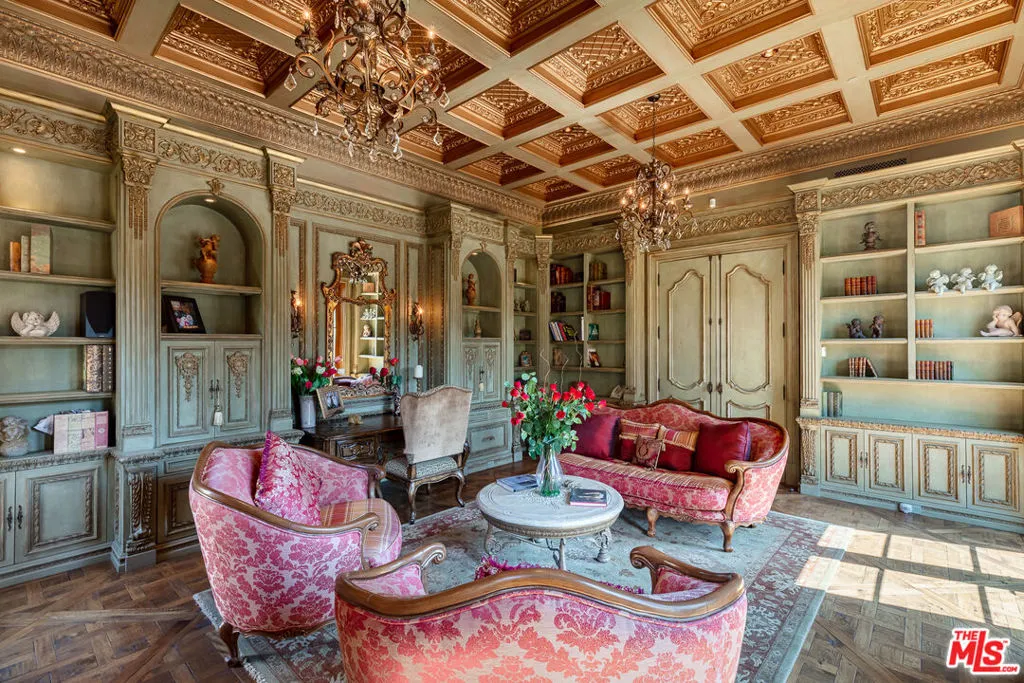 Calabasas, California 91302, United States, 7 Bedrooms Bedrooms, ,10 BathroomsBathrooms,Residential,Active,92764