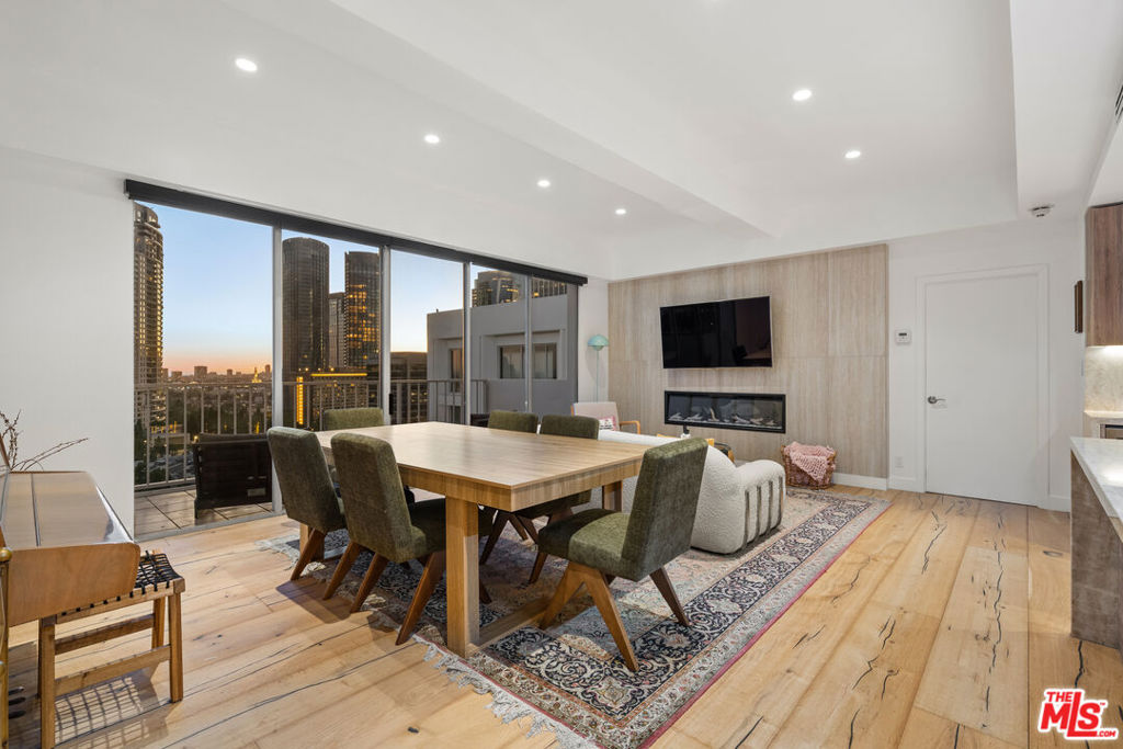 2170 Century Parkway 2107