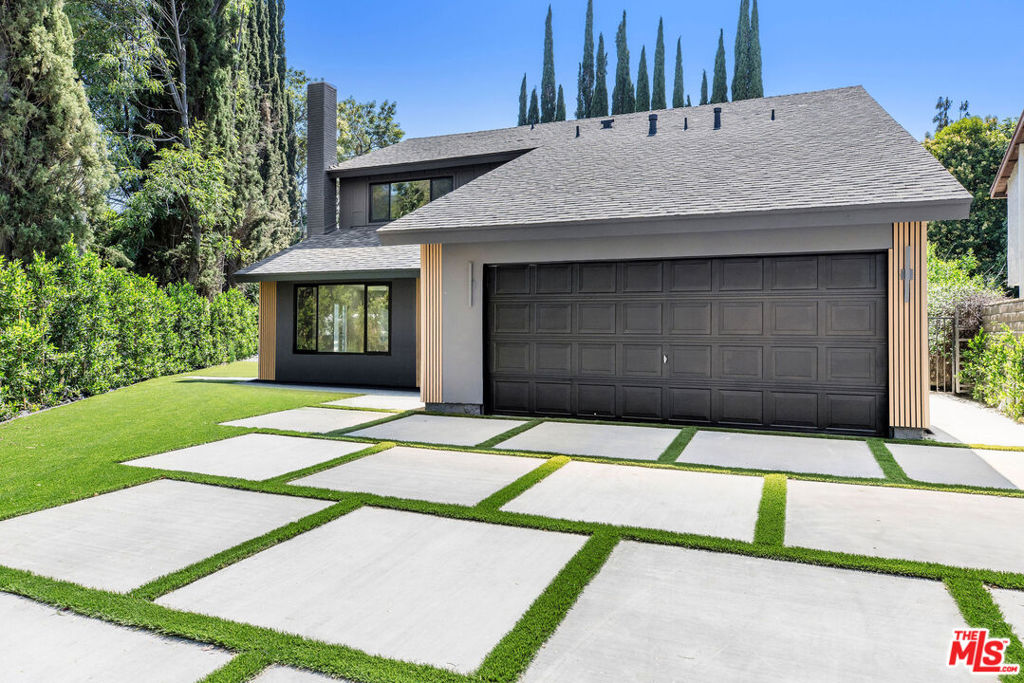 Properties 2 22357 Welby Way