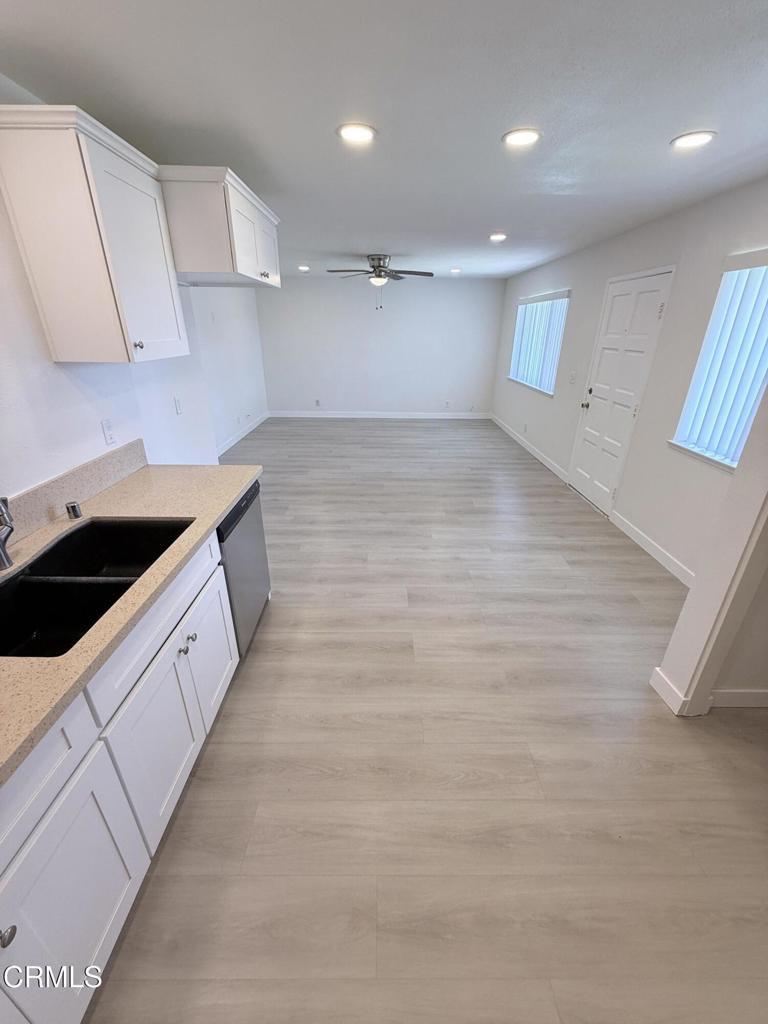 2654 Victoria Avenue