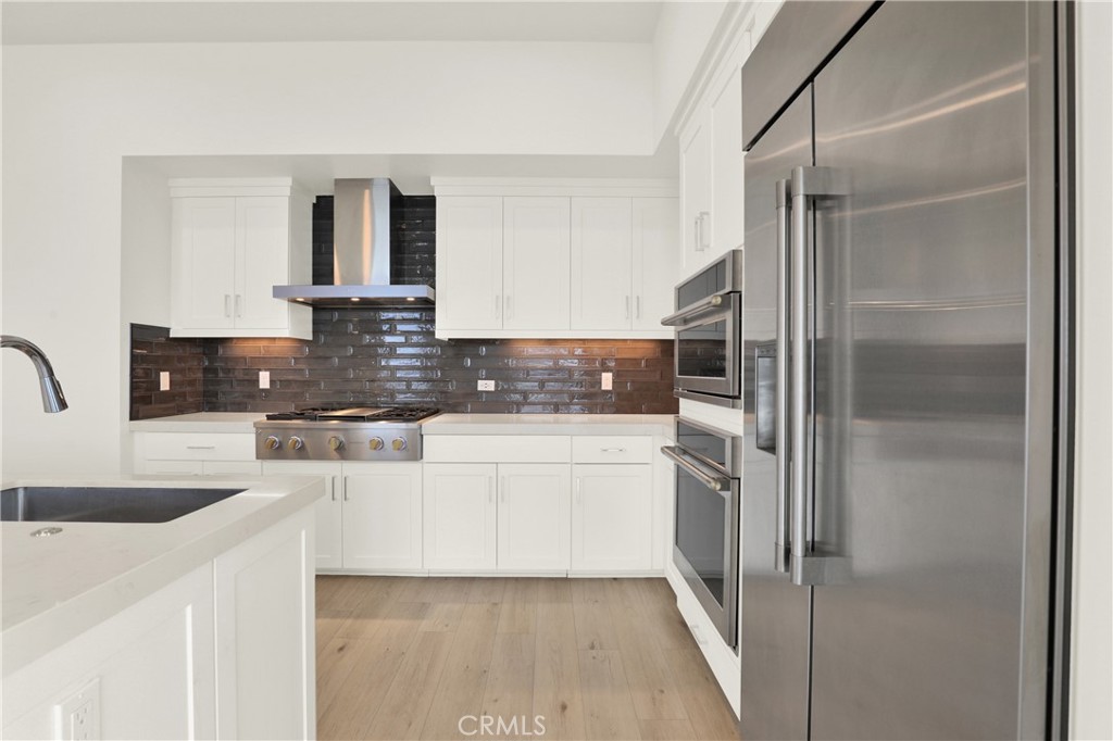Properties 4 3715 Rivington