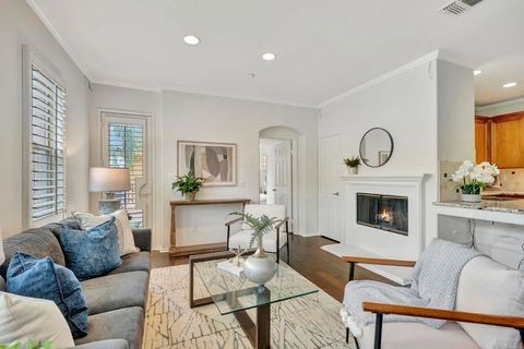 2642 Bellezza Drive San Diego CA 92108