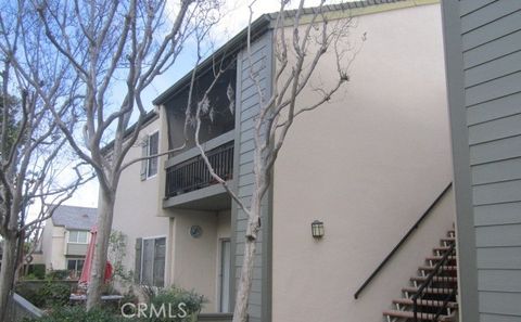Photo of 25735 Hogan Drive #E15, Valencia, CA 91355 (MLS # MB26092918)