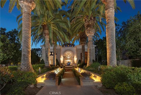 Photo of 5 Pelican Hill Cir, Newport Coast, CA 92657 (MLS # NP26058861)